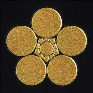 家紋 蒔絵シール「梅鉢」金30mm